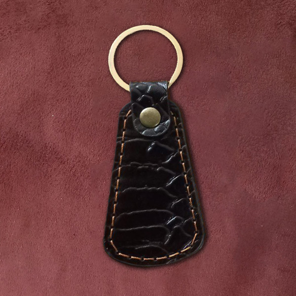 الگوی جاسوئیچی چرمی سیاه