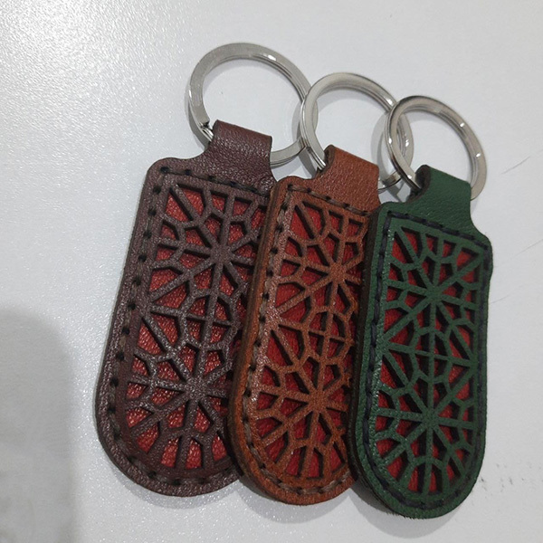 الگوی جاسوئیچی چرمی