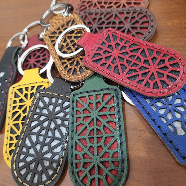 الگوی جاسوئیچی چرمی